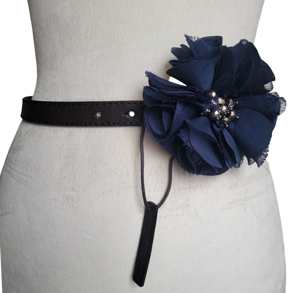 Abercrombie &‎ Fitch Dark Brown Leather Skinny Belt Decorative Flower XS